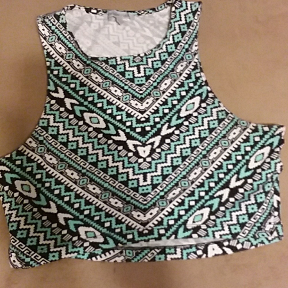 Crop top